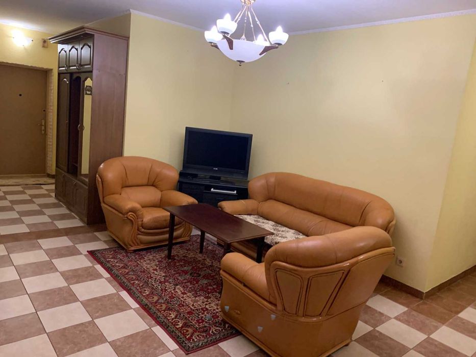 3-к Метро Деміївська. 117 м2. Сапер-Слобід. 22. Поверх 5. Леруа Мерлен