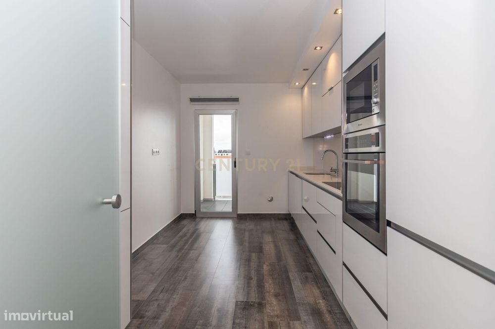 Apartamento T3  - Vale de Milhaços