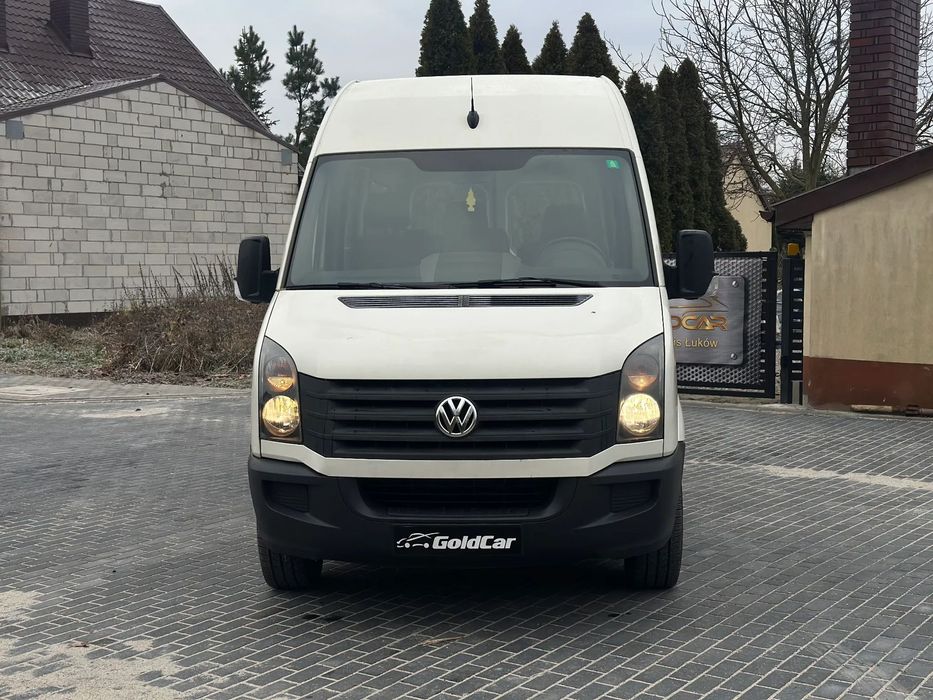 Volkswagen Crafter Serwisowany_Niski_przebieg_zadbany_8_osobowy