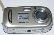 продам цифровую фотокамеру Samsung Digimax A50