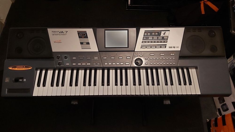 Roland va-7 Arranger Keyboard