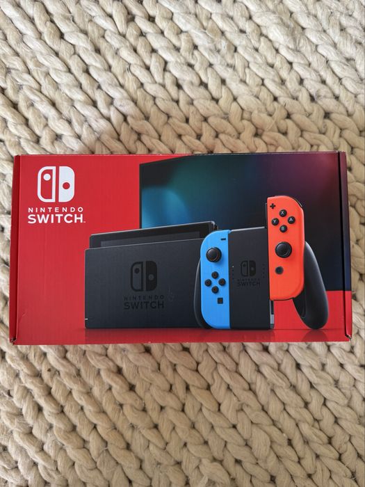 Consola Nintendo Switch + Jogo Super Mario Party