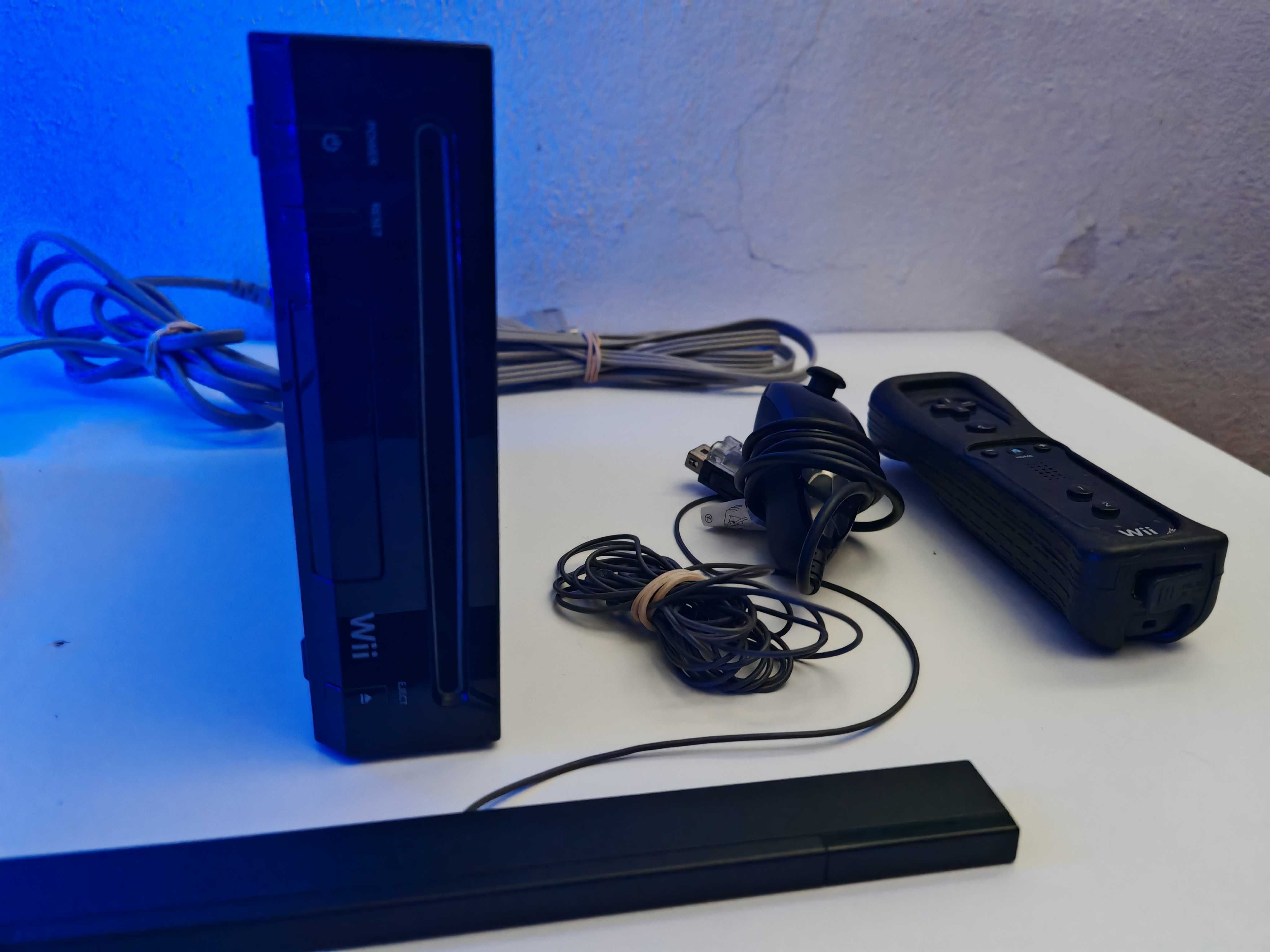Nintendo Wii Preto com comando e Nunchuck