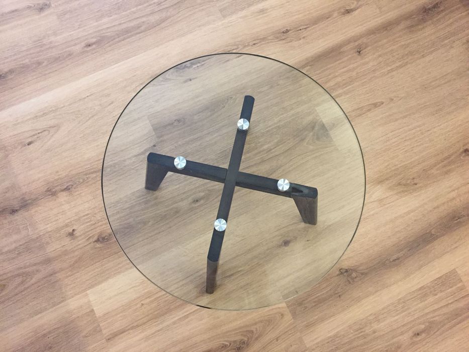 Mesa de centro em vidro