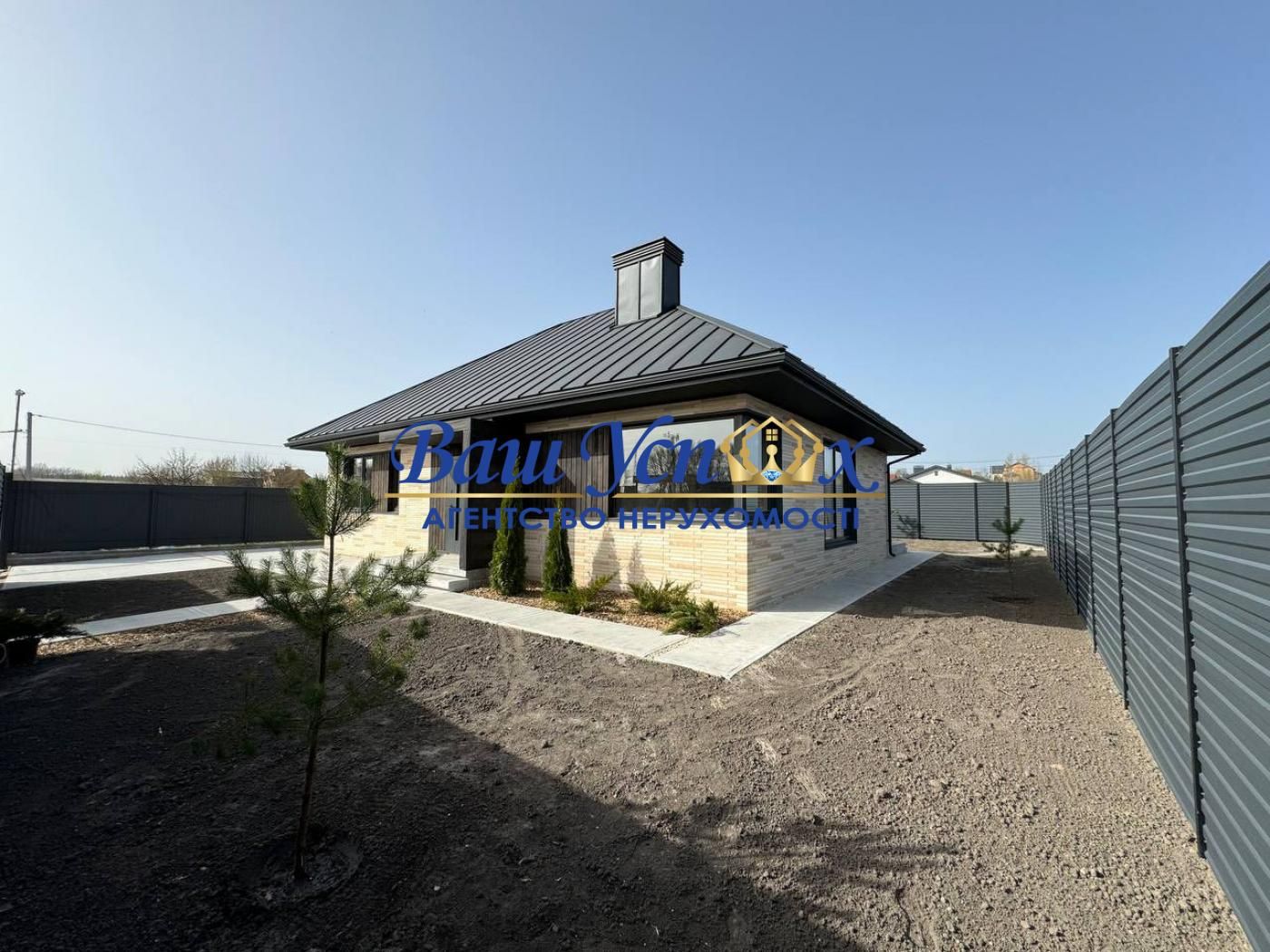 Продаж нового будинка в житловому комплексі, село. Іванковичі
