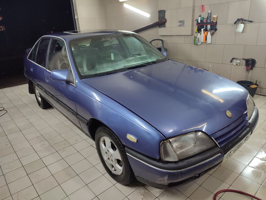 Opel Omega A 1.8