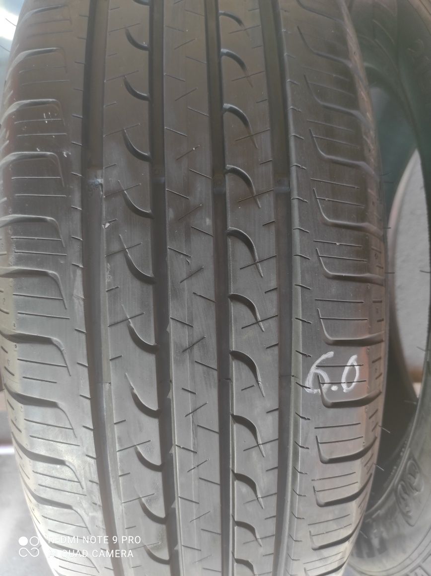 Шины 215/60/17 Goodyear.