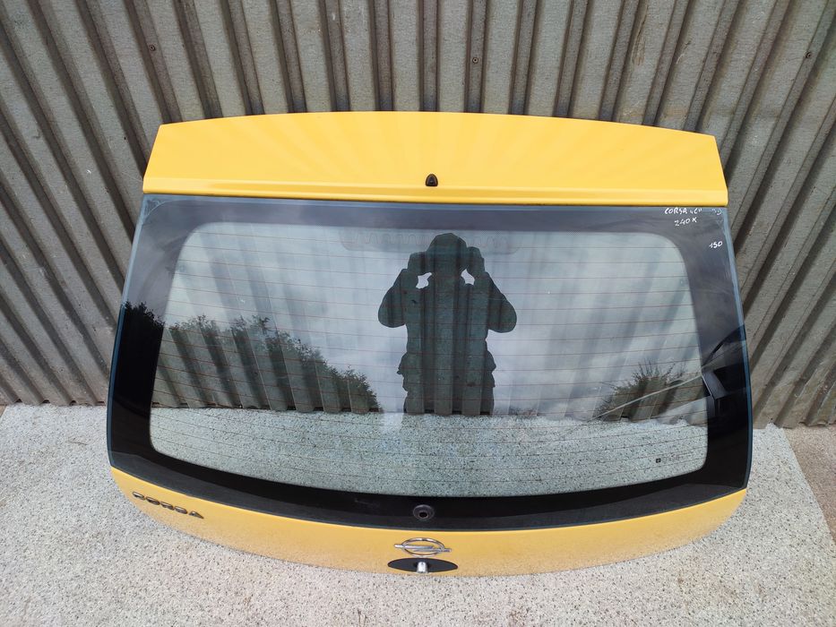 Opel Corsa C 3D klapa bagażnika tył tylna Z40K
