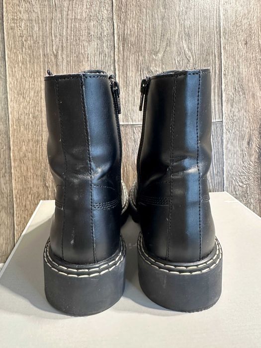 Buty damskie czarne botki kozaki Tamaris 38