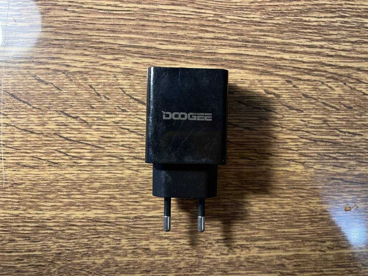 Блок живлення Fast Charger 3.0 HU-FC016K7-EU, вихід до 3A, 12V, QC
