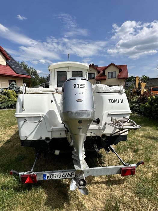 QUICKSILVER 620 Pilothouse