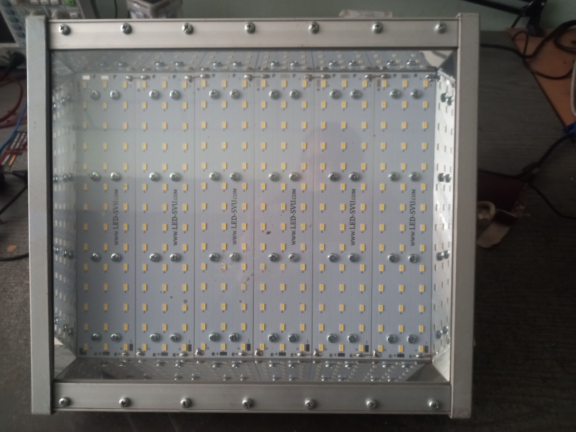 Фітосвітильник LED-SVU-IC-W-05(100Вт) GRAND FOTON BLOOM