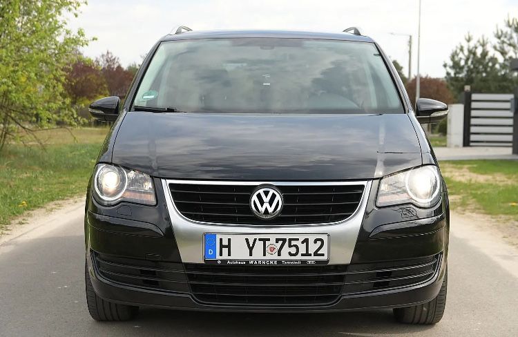 Volkswagen Touran 2010 1.9 TDI