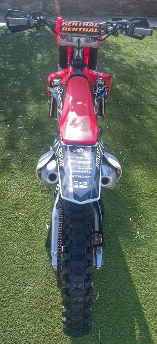 HONDA CRF 250R  --