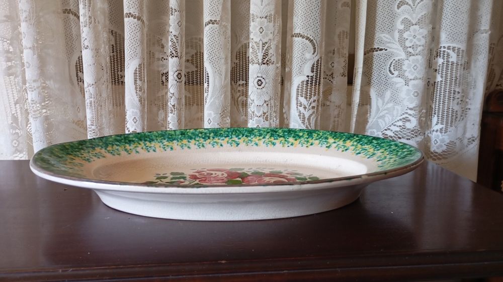 Travessa com Padrão Floral
