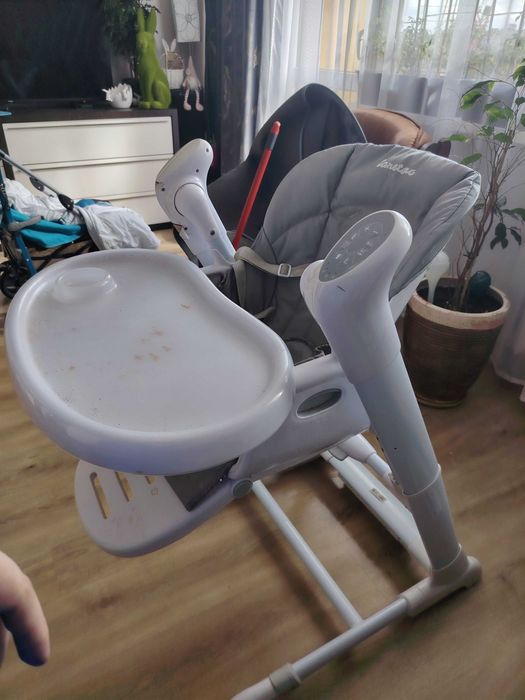 Krzesełko do karmienia i huśtania