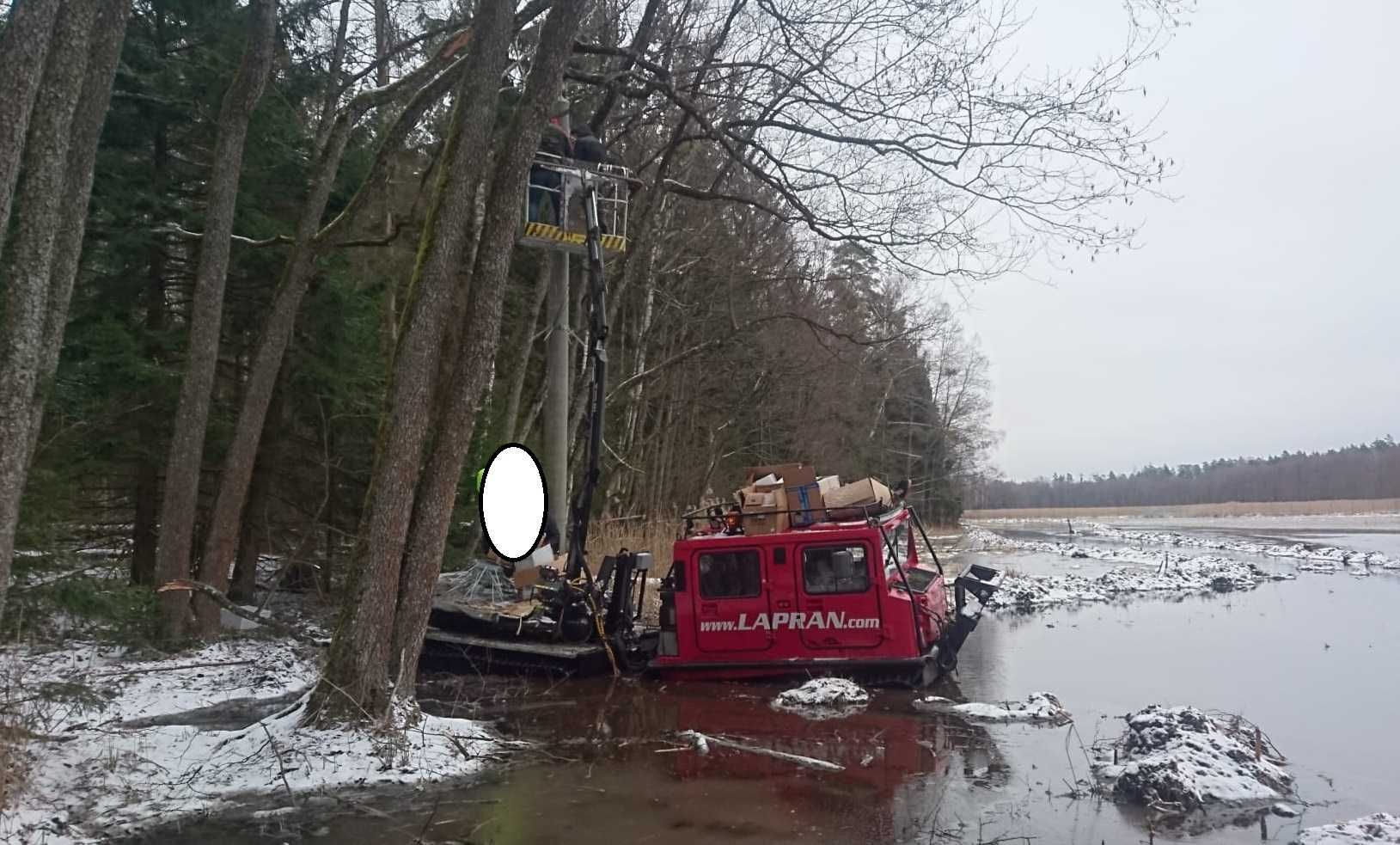 Wozidło gąsienicowe BV206 HDS KIPER  bagno torfy amfibia ratrak unimog