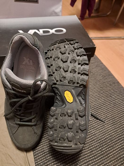 Love gore-tex  трековиє полуботинки ориг.из Шотландії