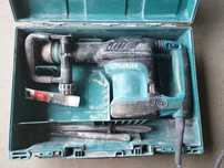 Młot udarowy Makita HM 0871 C sds max.