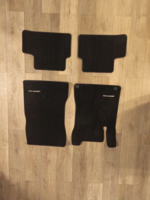 Mercedes A klasa W177 dywaniki welurowe AMG