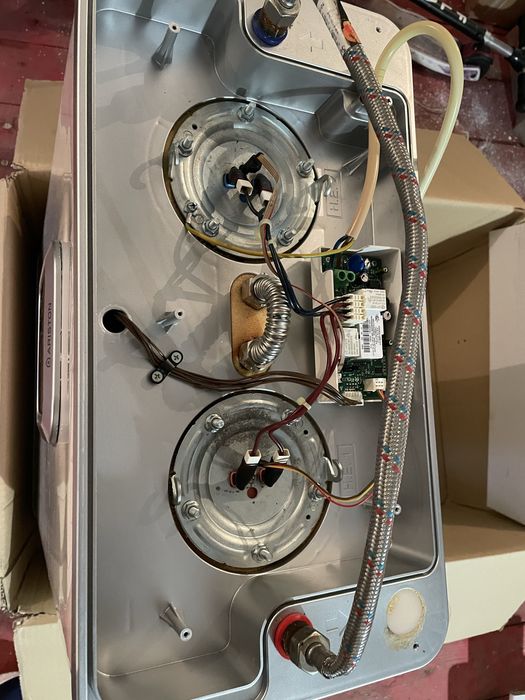 Бойлер Ariston ABS VLS PW 50