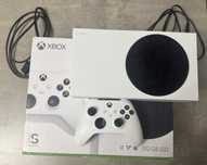Продам Xbox Series S 512 GB з геймпадом повний комплект