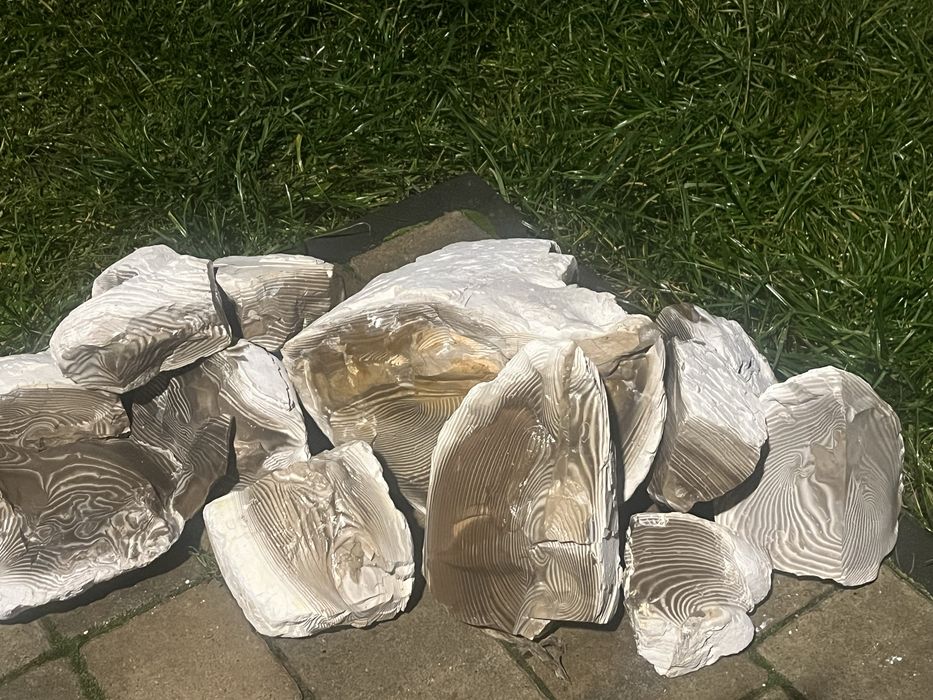 Krzemień Psaisty w ilosci okolo 350 kg