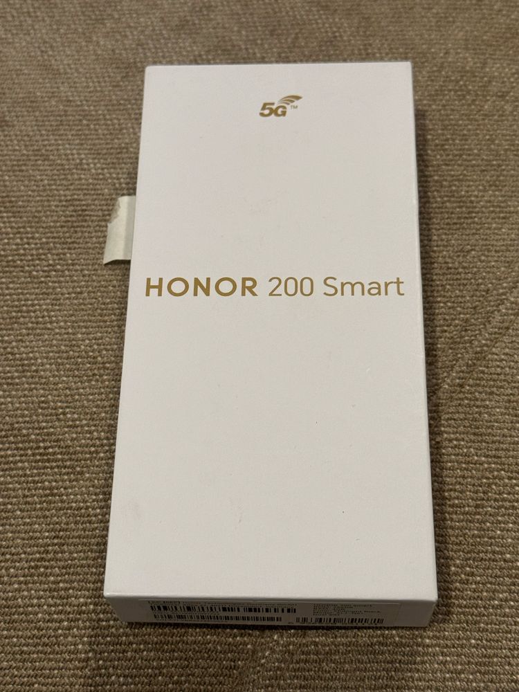 Honor 200 Smart