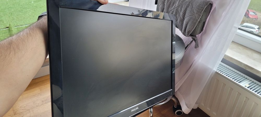 Monitor Philips 23" – Full HD (1080p) – Używany