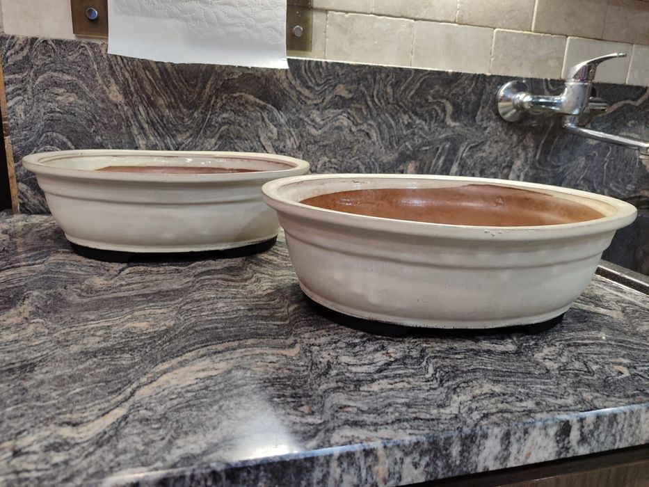 Dwie donice pod kwiaty