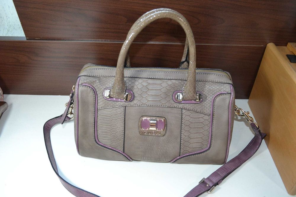 Guess сумка женская сумочка оригинал