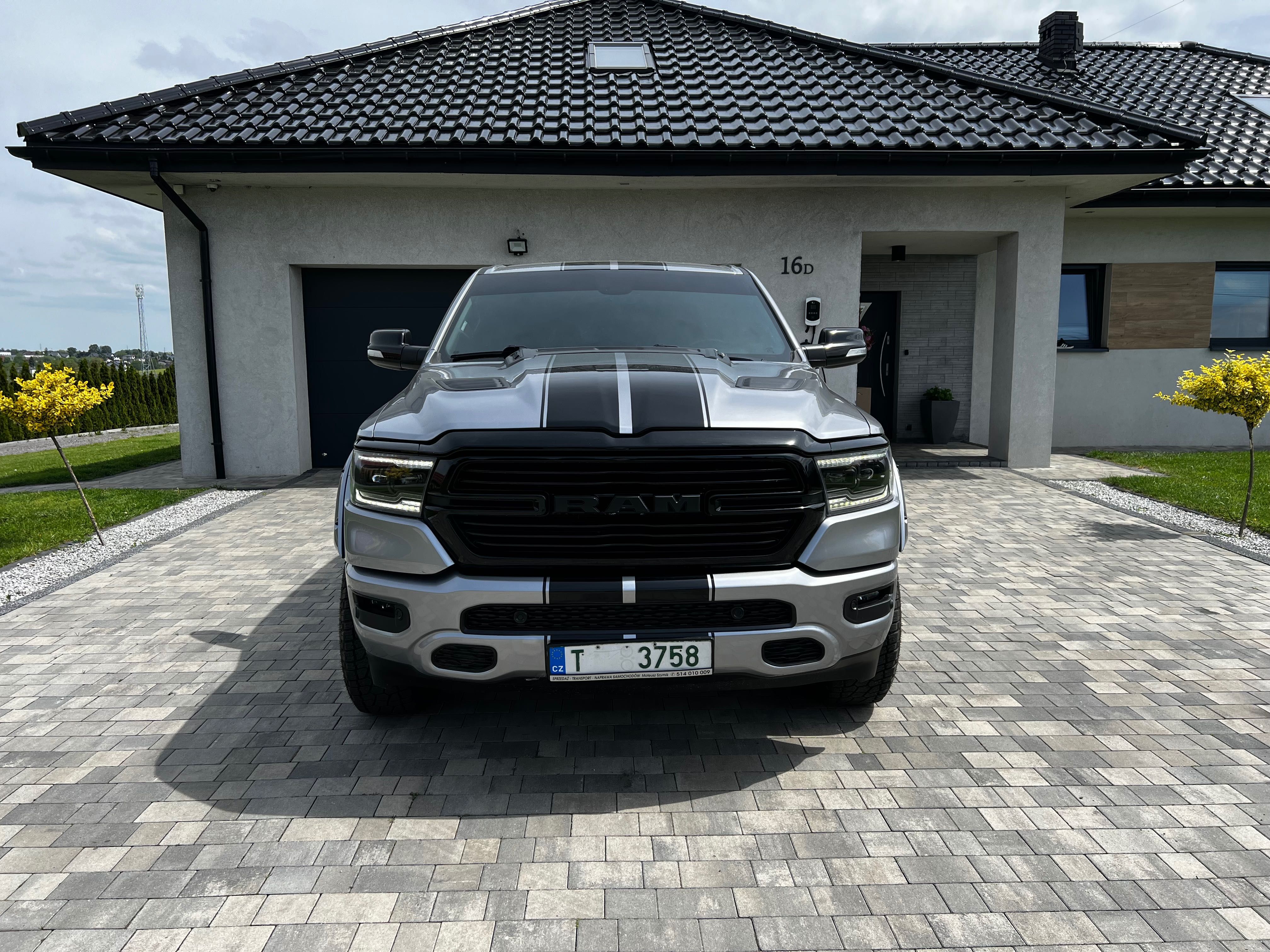 DODGE RAM 5.7 V8 E-Torque 4x4 2021