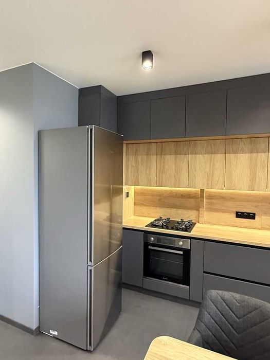 Продаж 2-кімн квартири, вул. Бігова