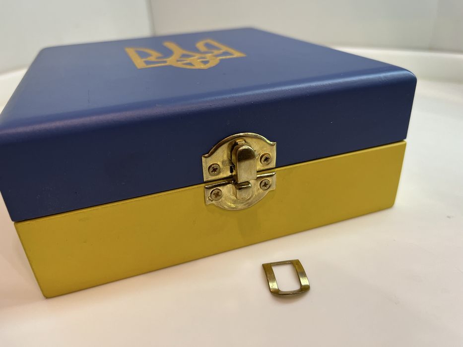 Подарунок для чоловіка, гаманець шкіра та латунь клямпа