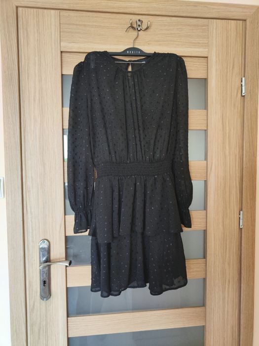 Sukienka czarna S z falbankami