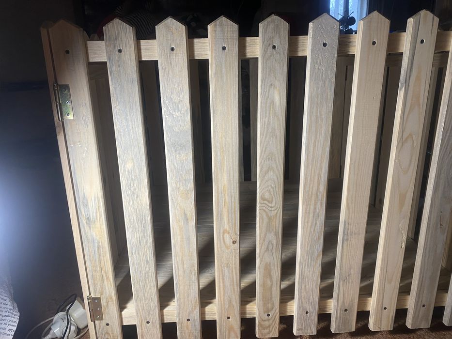 Новий кімнатний вольер