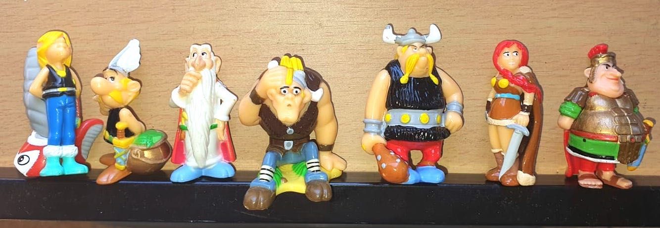 asterix Kinder figuras monocromáticas antigos raros