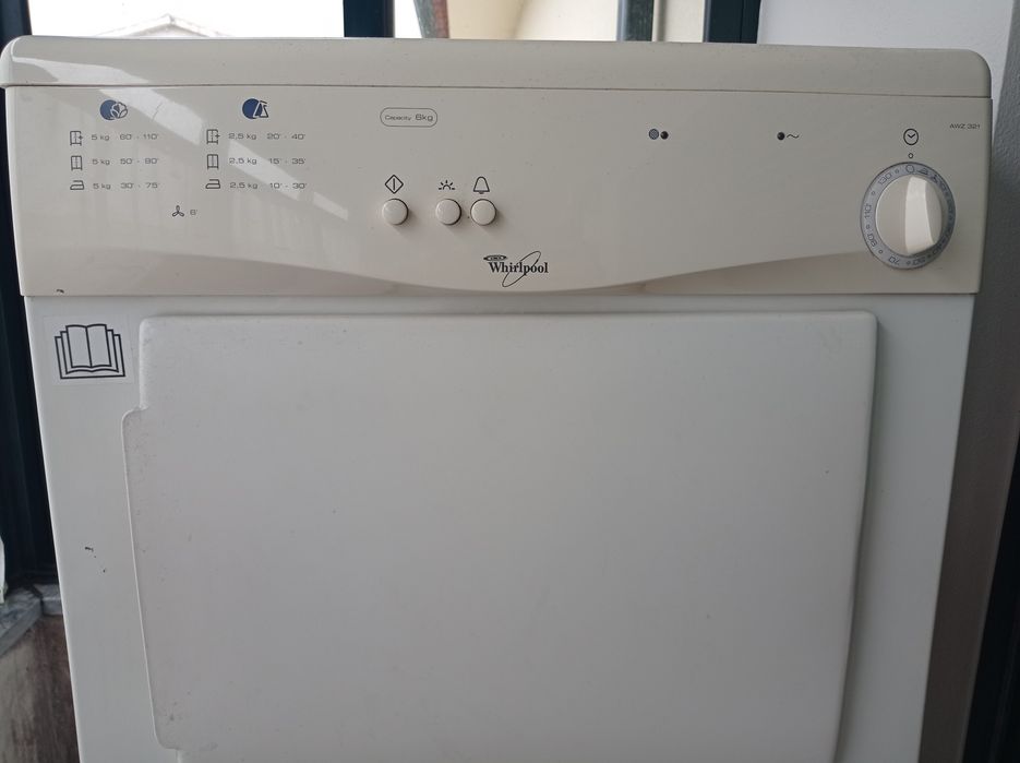 Máquina de secar roupa  Whirlpool 6kg