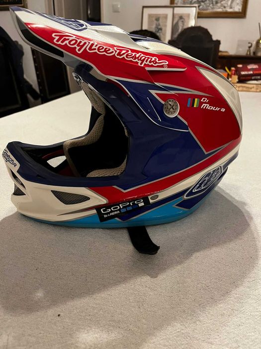 Capacete Troy Lee Designs D2 Composite XS – Bom Estado