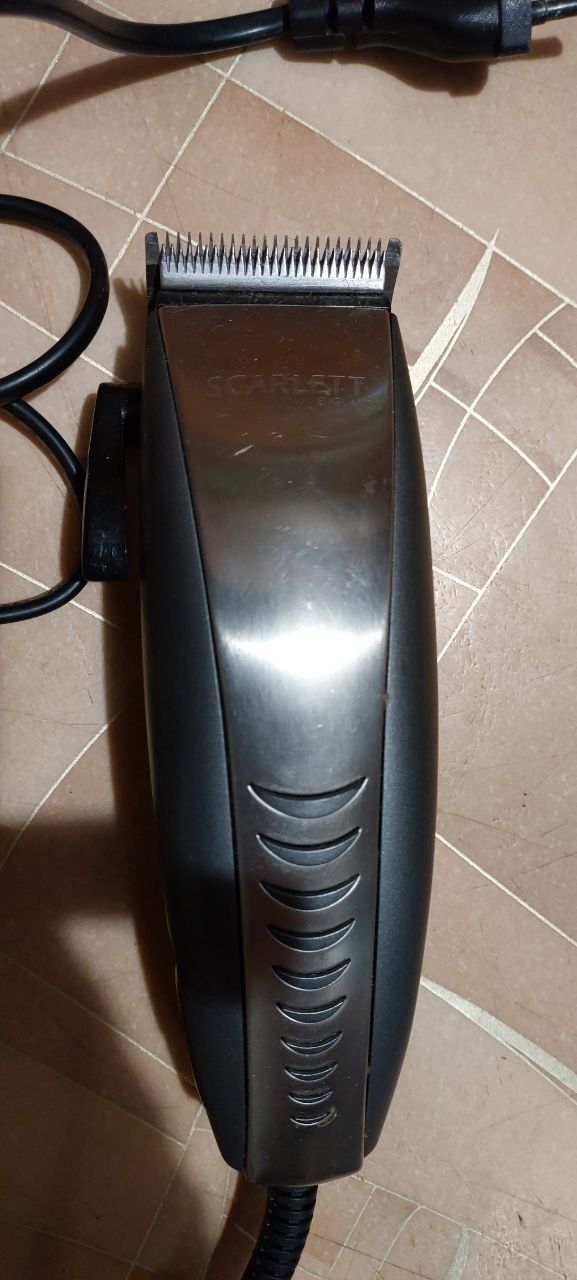 Машинка для стрижки Скарлет и  ровента на запчасти