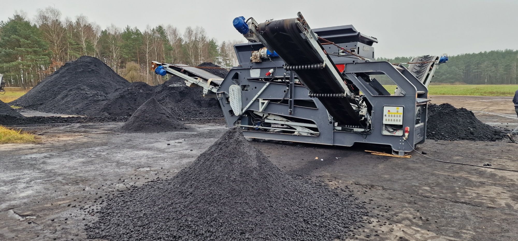 Przesiewacz DG MACHINES 3 frakcje sieje kompost przez 10 mm sito