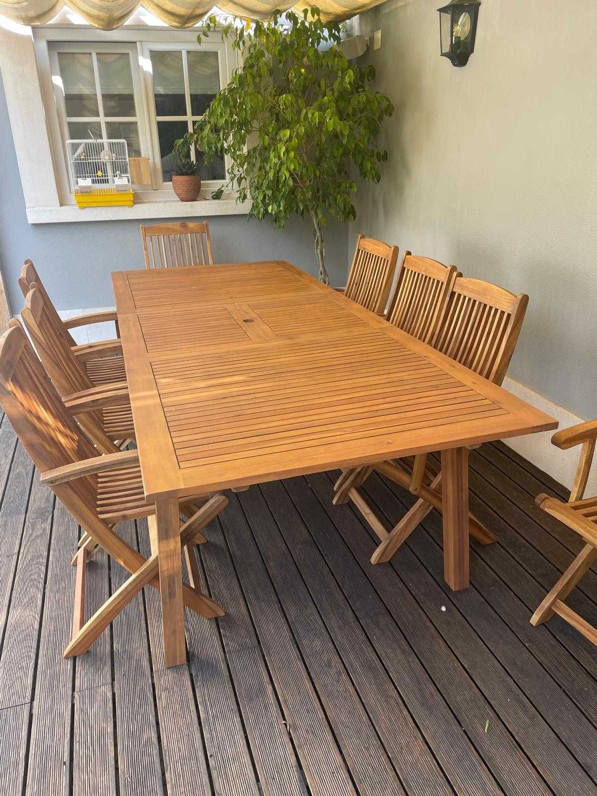 Mesa de Jardim (como nova)
