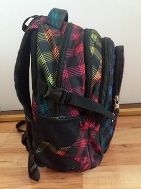 Plecak szkolny młodzieżowy ST.RIGHT w tęczową kratę