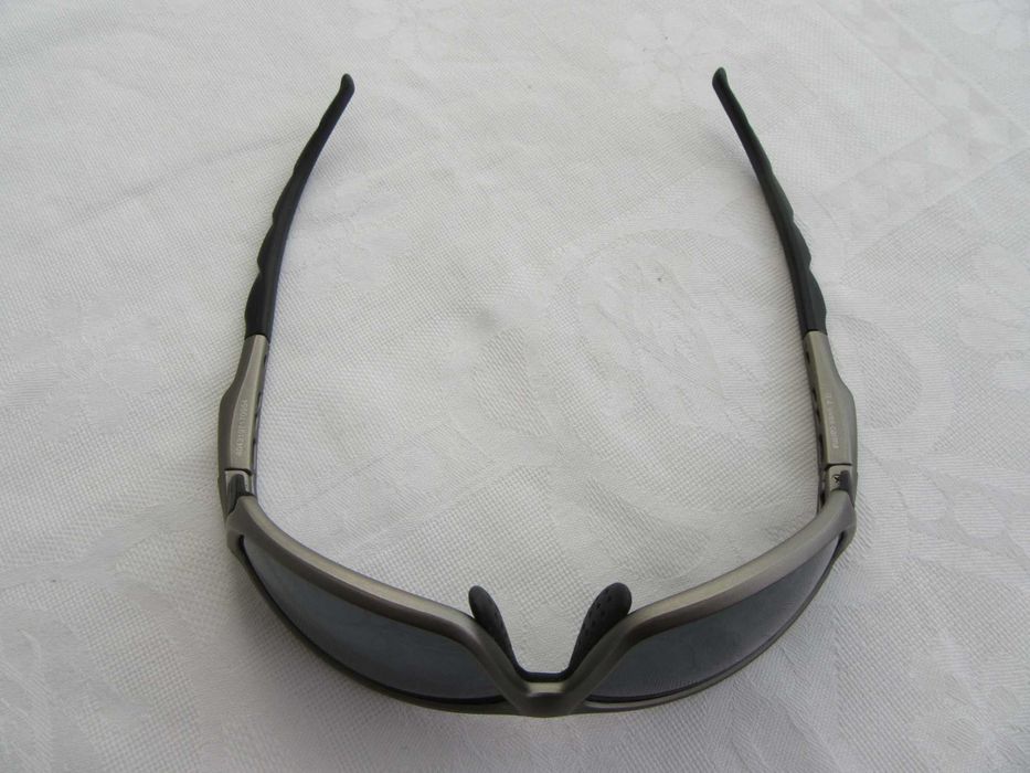 "UVEX" - Óculos escuros/Ciclista - Pouco uso - Bom estado