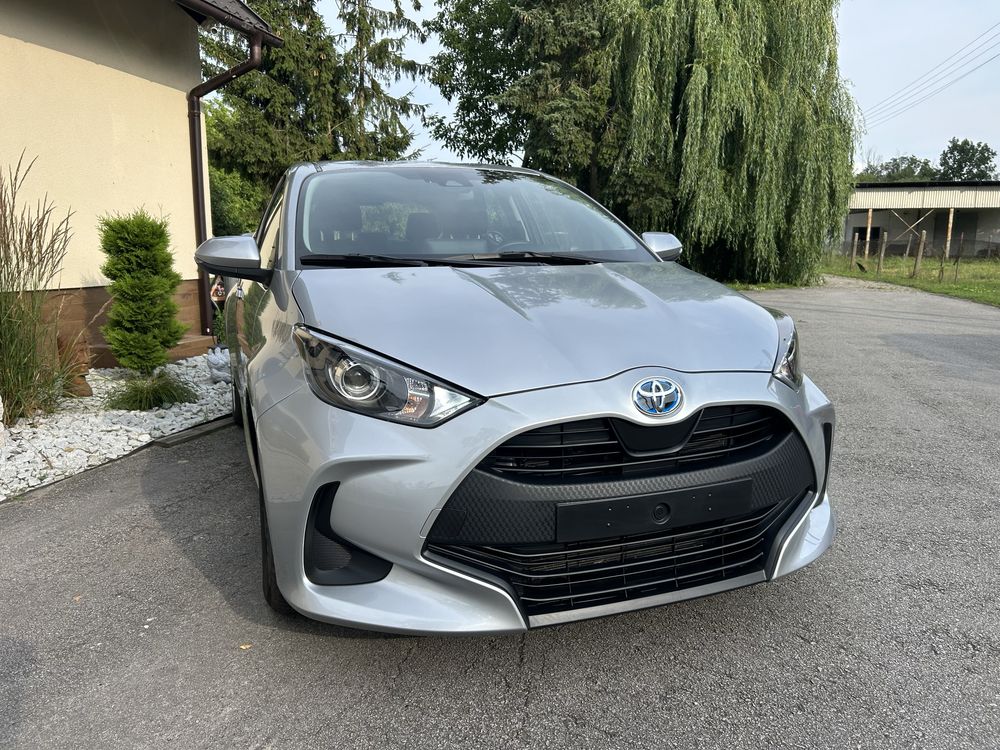 Toyota yaris 4 hybryda super stan