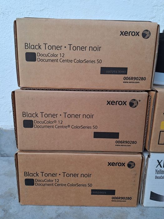 Toners, escova, depósito e óleo XEROX Docucolor12