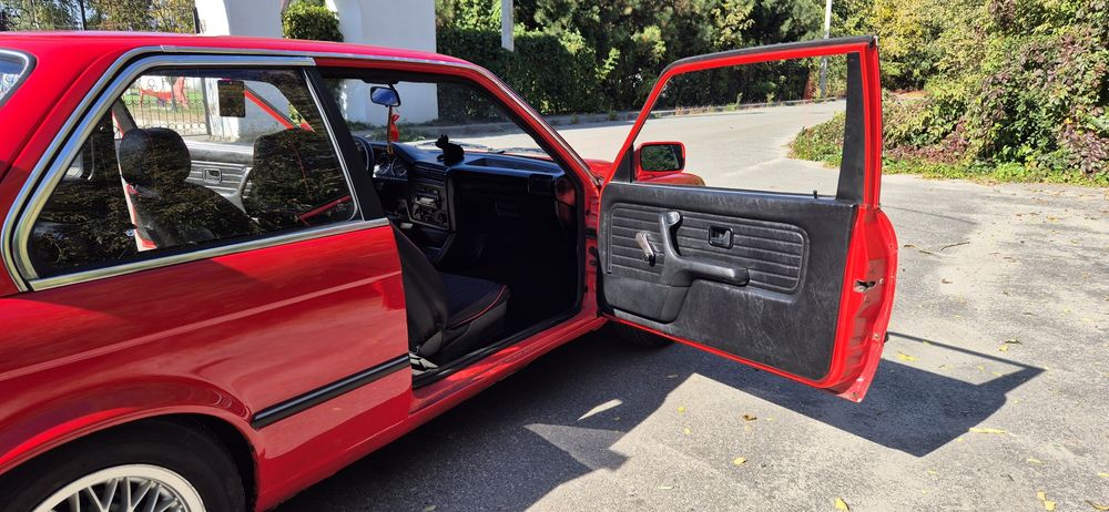Продам BMW E30 coupe