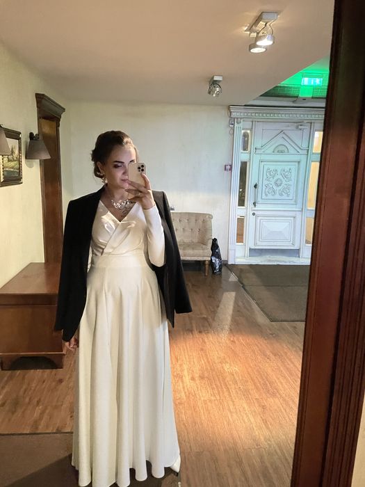 ПРОДАМ весільню сукню