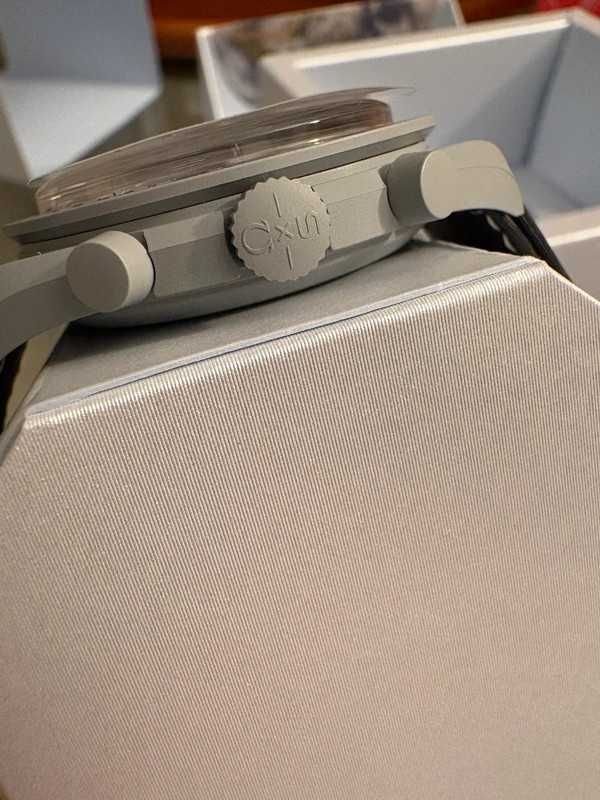 Swatch x Omega Bioceramic Mission To Earthphase