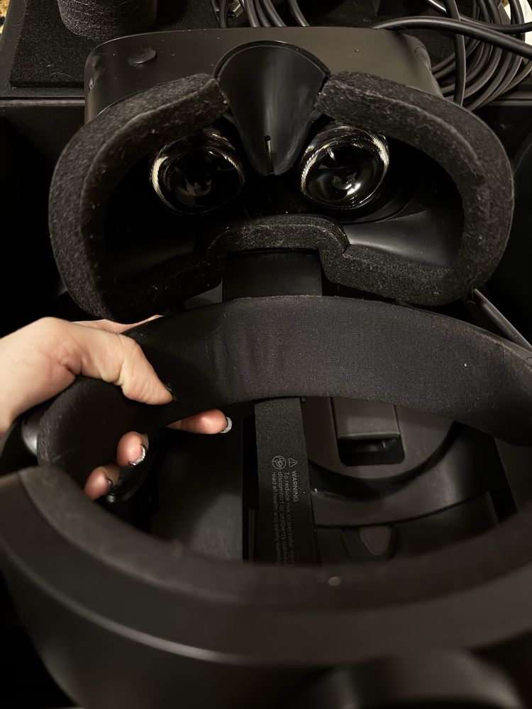 Продаю по хорошей цене Oculus rift s